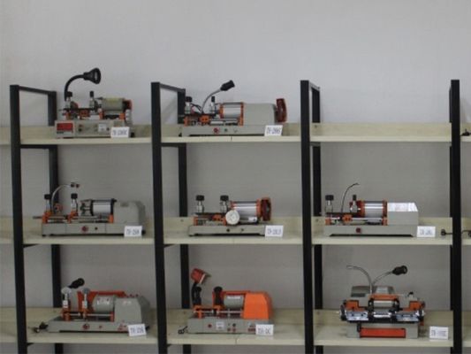 Voltage 110V/220V/50Hz/60Hz Horizontal Key Machine for Key Copying Duplicator